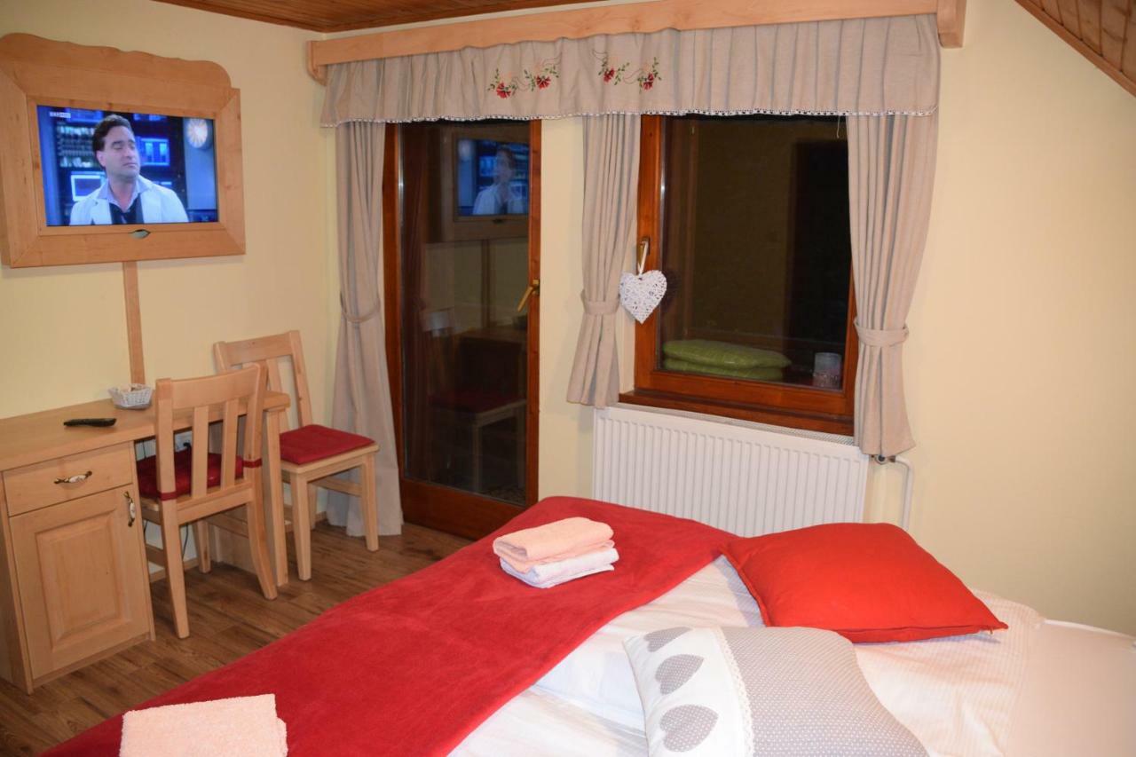 Farm Stay "Alpine Dreams" Solčava 外观 照片